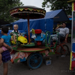 Fußbetriebenes Karusell