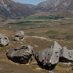 Daniel Ahnen in "?", V4